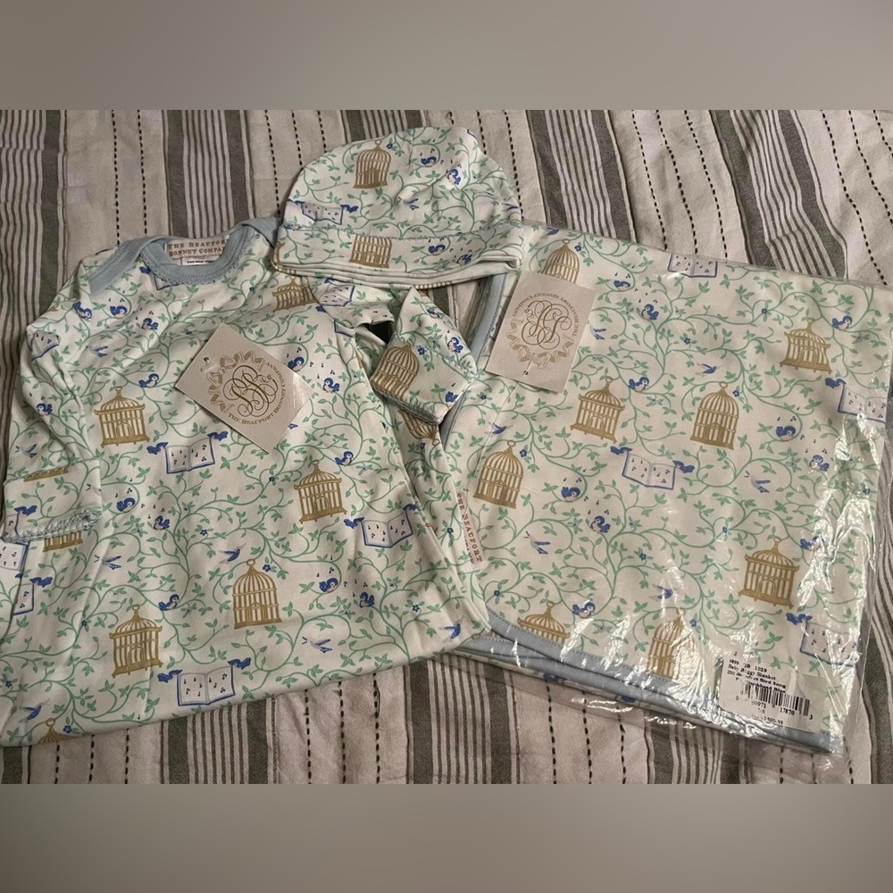 TBBC birdsong gown & buggy blanket